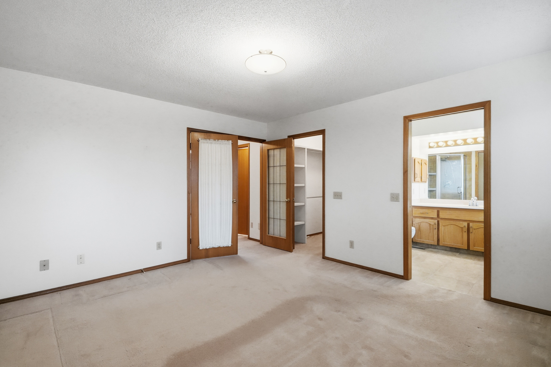 Primary bedroom with ensuite access